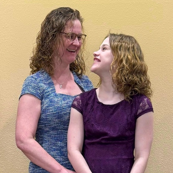 Meet your Posher, Moll - Picture 2 of 2